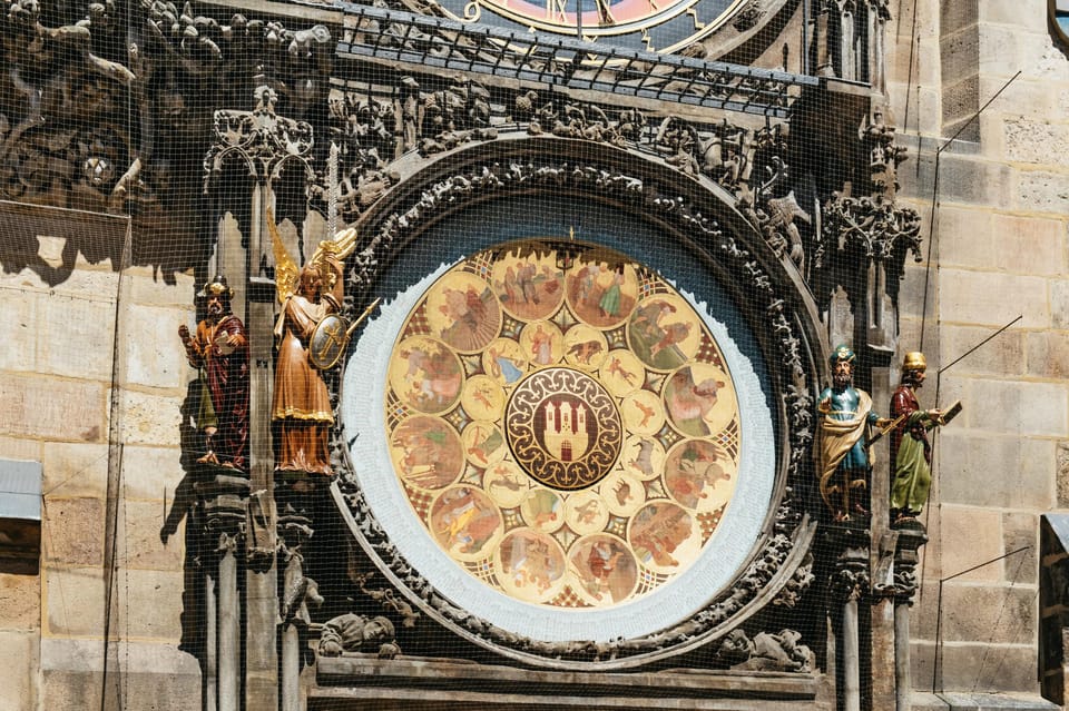 Prague: Old Town, Astronomical Clock and Underground Tour - Starting at Mostecká 4: how the route connects Lesser Town to Old Town