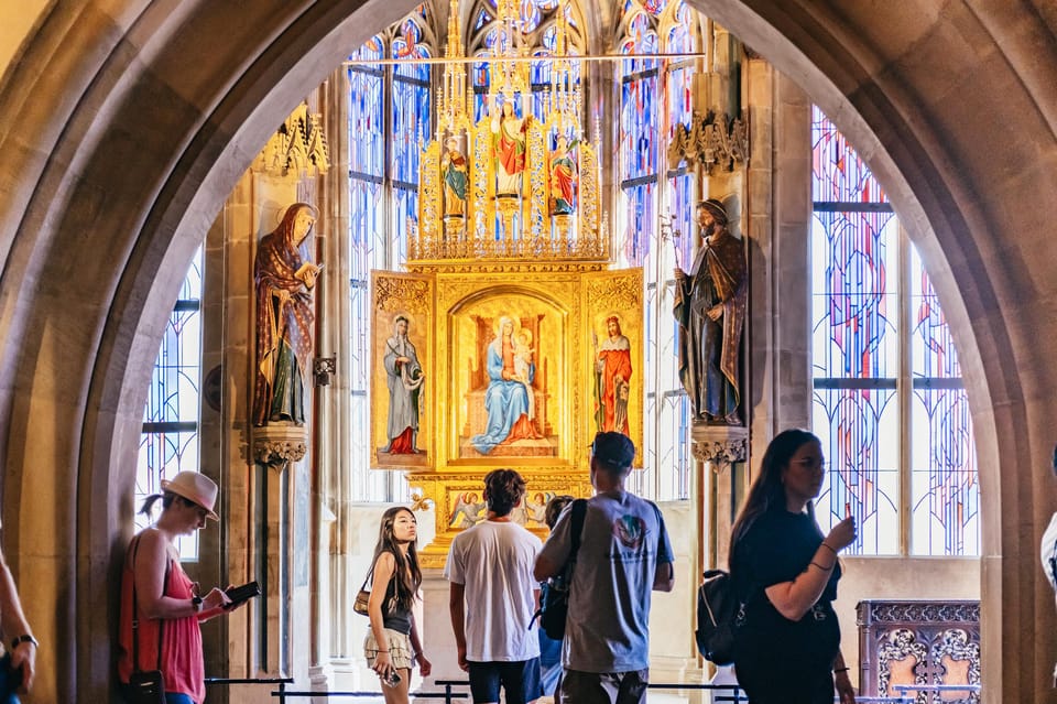 Prague: Old Town, Astronomical Clock and Underground Tour - Choosing the right option: walking-only vs underground and tower access