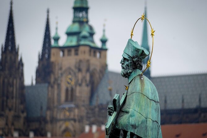 Prague Old Town Highlights & Hidden Gems Tour with PragueWay - Josefov in one pass: Jewish Quarter stories, synagogues, and the cemetery