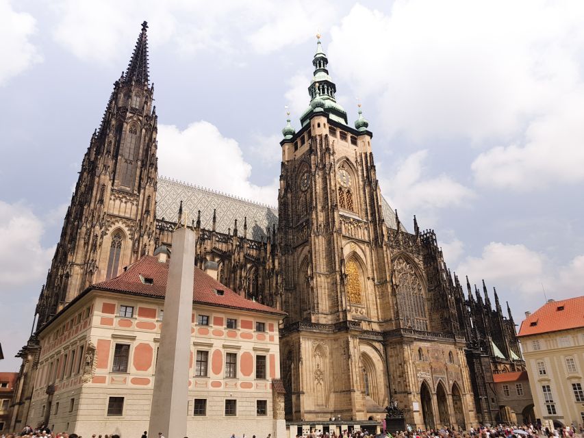 Prague: Prague Castle Complex Smartphone Audio Guide - Old Royal Palace and Vladislav Hall: Where the Tour Gets Specific