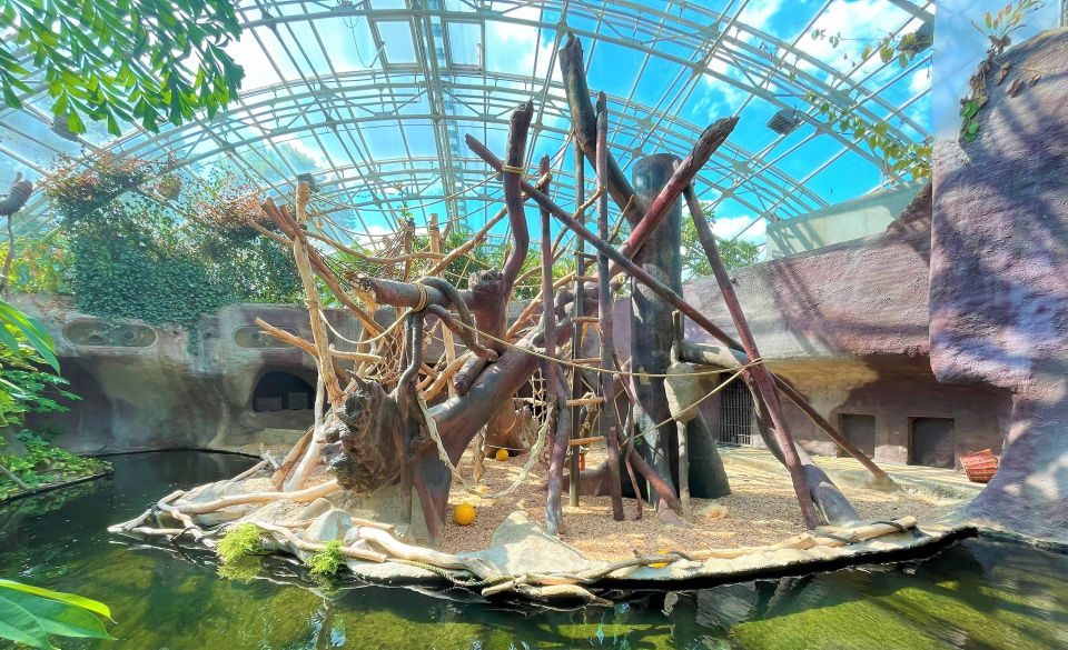 Prague: Prague Zoo Audio Guide with E-Ticket - Navigating a big zoo: using the maps without getting turned around