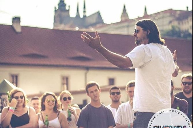Prague Riverside Party - From Kampa Park to the first drink: how the pace keeps you moving