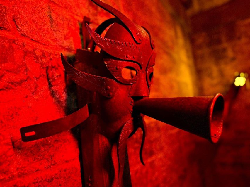 Prague: Story of Prague Immersive Museum Experience - Charles Bridge Location: Why This Museum Works So Well