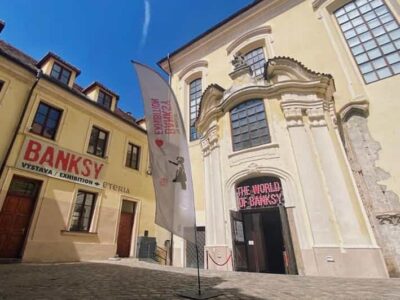 Prague: The World of Banksy Immersive Experience Ticket - The layout and pace: how the route keeps you from rushing