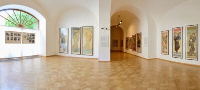 Prague: Tickets for the Franz Kafka Museum - The 20-Minute Kafka Primer Outside the Museum