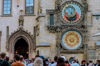 Prague: Top Sights and Historic Center Introduction Tour - Meet at Prašná Brána and Start With Fortifications, Not Random Facts