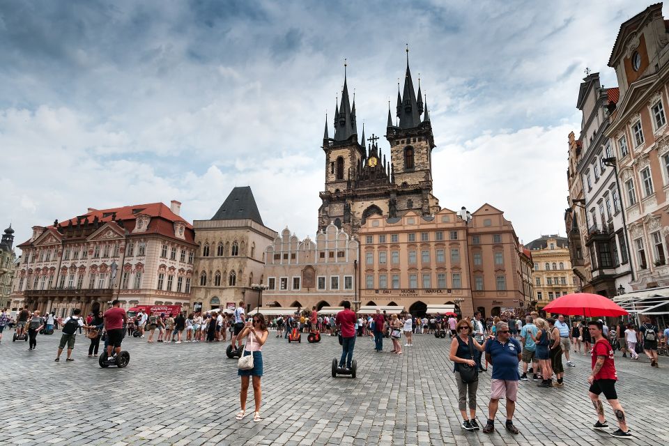 Prague Tour in Spanish - 150 minutes: what you’ll actually experience on foot