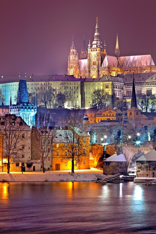 Prague : Visite insolite avec un guide journaliste français - Meeting at Saint Wenceslas and getting oriented fast