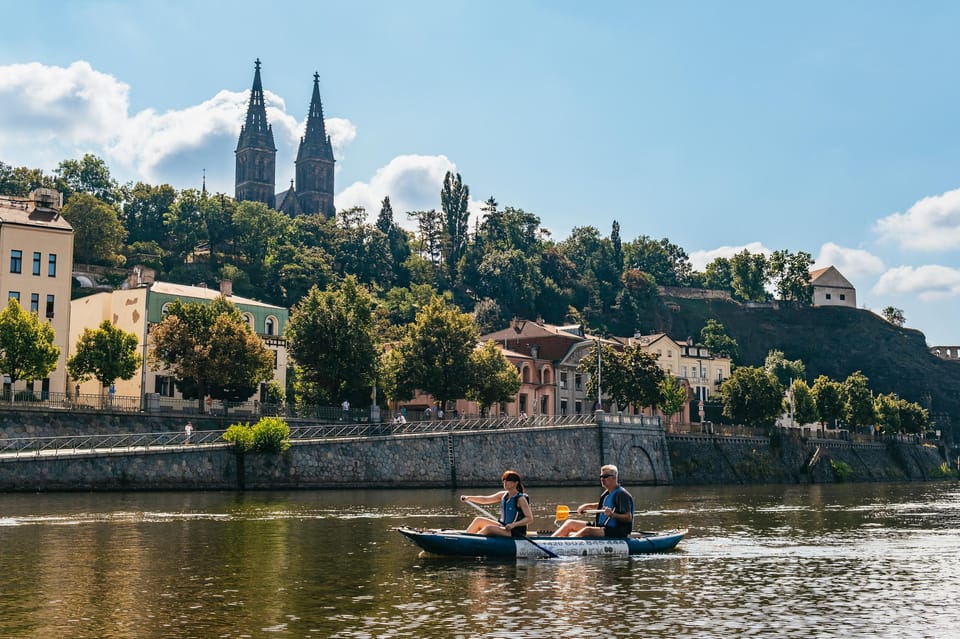 Prague: Vltava River Guided Canoeing Tour - Canoe Setup and Safety: How the Guide Makes Beginners Comfortable
