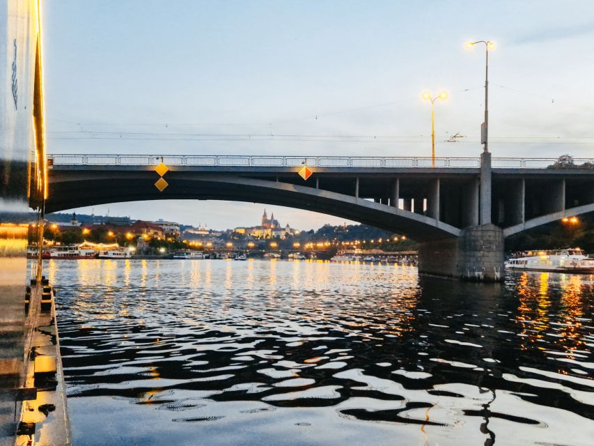Prague: Vltava River Night Cruise with Buffet - Prague Castle lights, but with dinner included: what this cruise really delivers