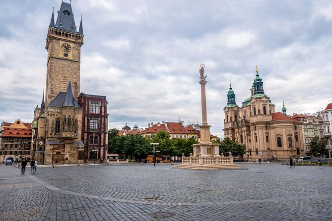 Prague Walking Tour of Old Town, Charles Bridge and Prague Castle - Why the 9:50 AM Route Works So Well