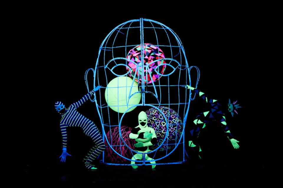 Prague: WOW Show Black Light Theater - Why this 4D black-light show feels different in Prague