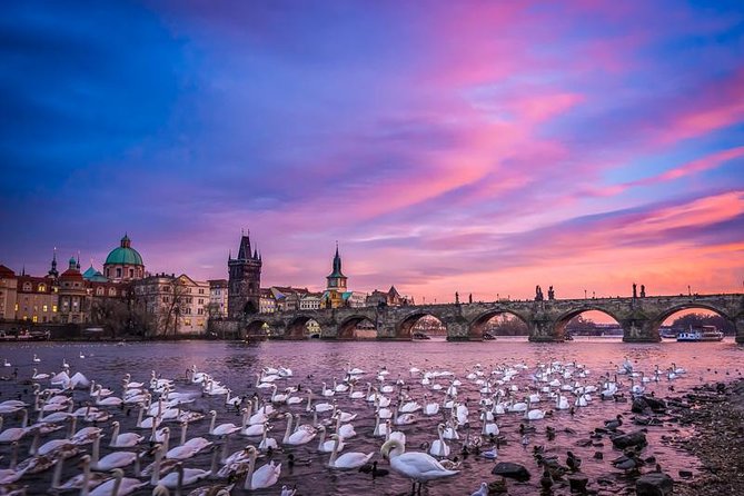 Small-Group Walking Photo Tour of Prague - Why a 5:00 pm Prague photo walk is a smart use of limited time